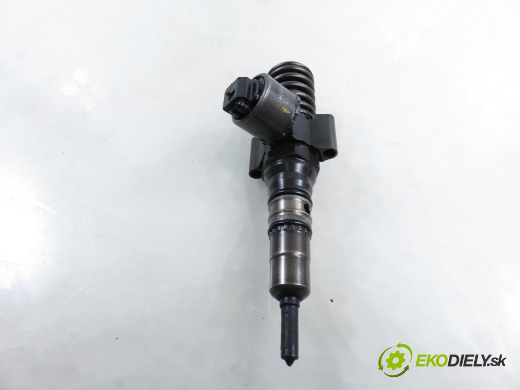 VW GOLF V (1K1) HB 2007 103,00 2.0 TDI 16V 4motion - BKD 1968,00 Vstrekovač 03G130073G ; 0414720404 (Vstrekovač paliva)