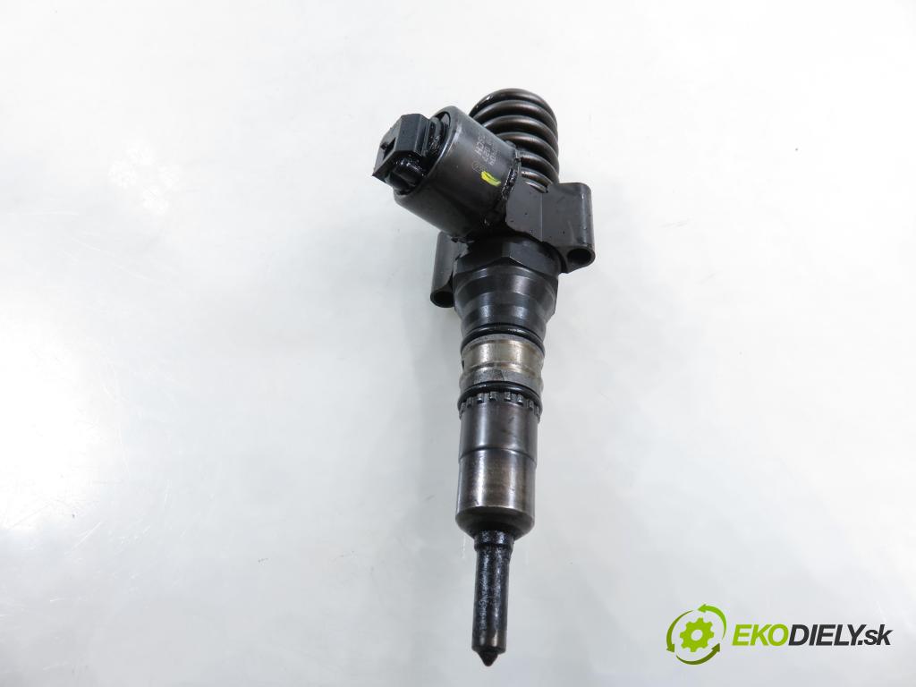 VW GOLF V (1K1) HB 2007 103,00 2.0 TDI 16V 4motion - BKD 1968,00 Vstrekovač 03G130073G ; 0414720404 (Vstrekovač paliva)