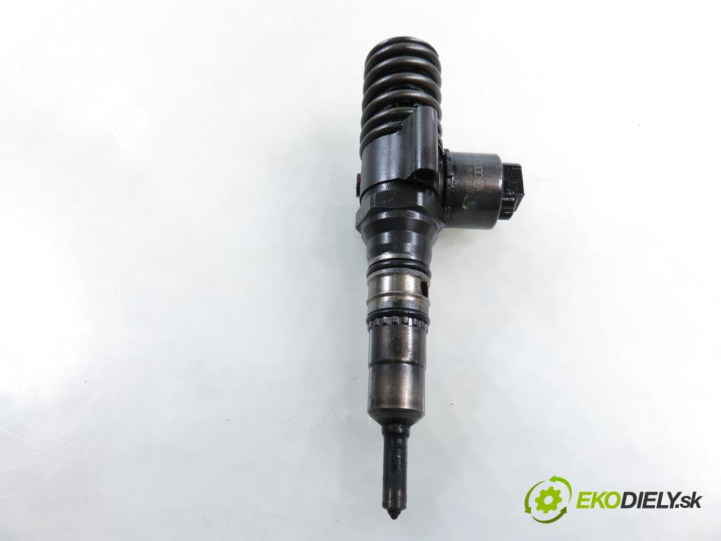 VW GOLF V (1K1) HB 2007 103,00 2.0 TDI 16V 4motion - BKD 1968,00 Vstrekovač 03G130073G ; 0414720404 (Vstrekovač paliva)