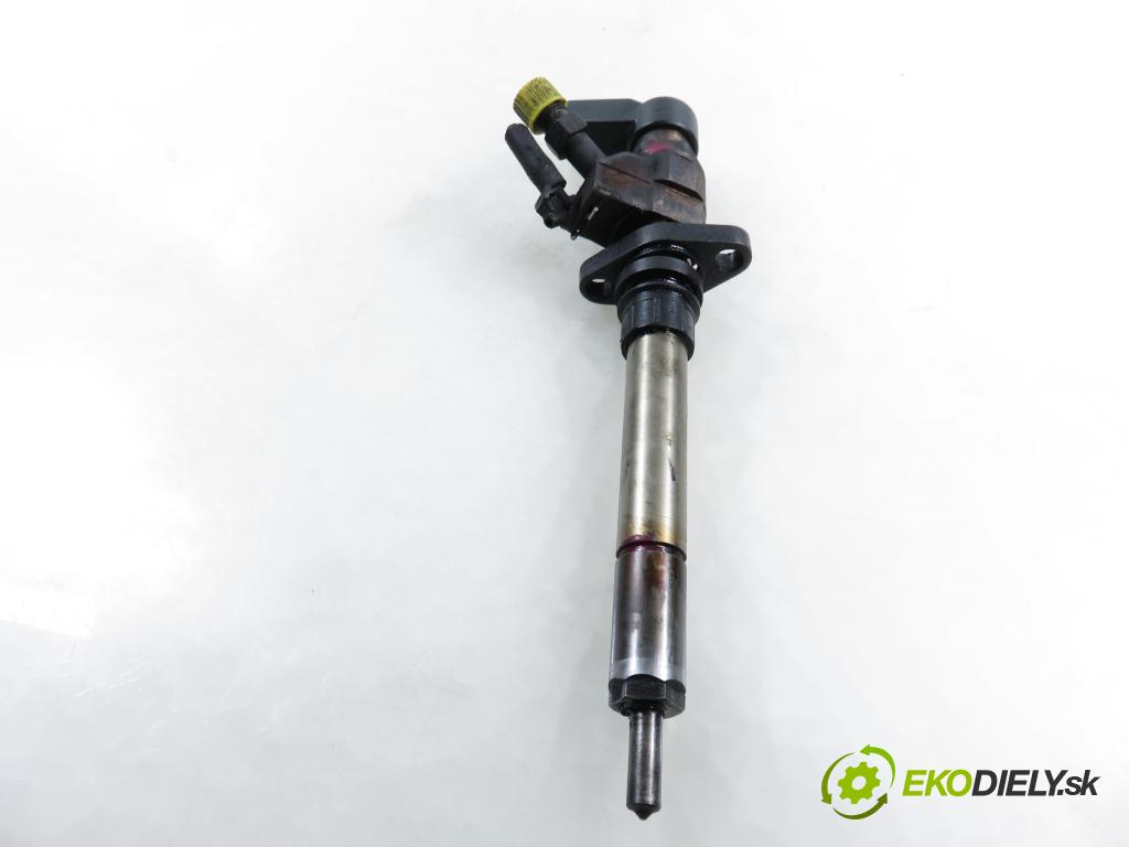 PEUGEOT 407 (6D_) SEDAN 2005 100,00 2.0 HDi 135 - RHR 1997,00 vstrekovač 9647247280 (Vstrekovač paliva)