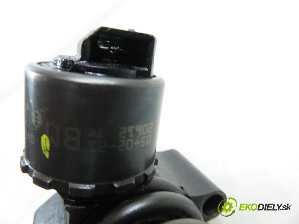 VW GOLF V (1K1) HB 2007 103,00 2.0 TDI 16V 4motion - BKD 1968,00 Vstrekovač 03G130073G ; 0414720404 (Vstrekovač paliva)