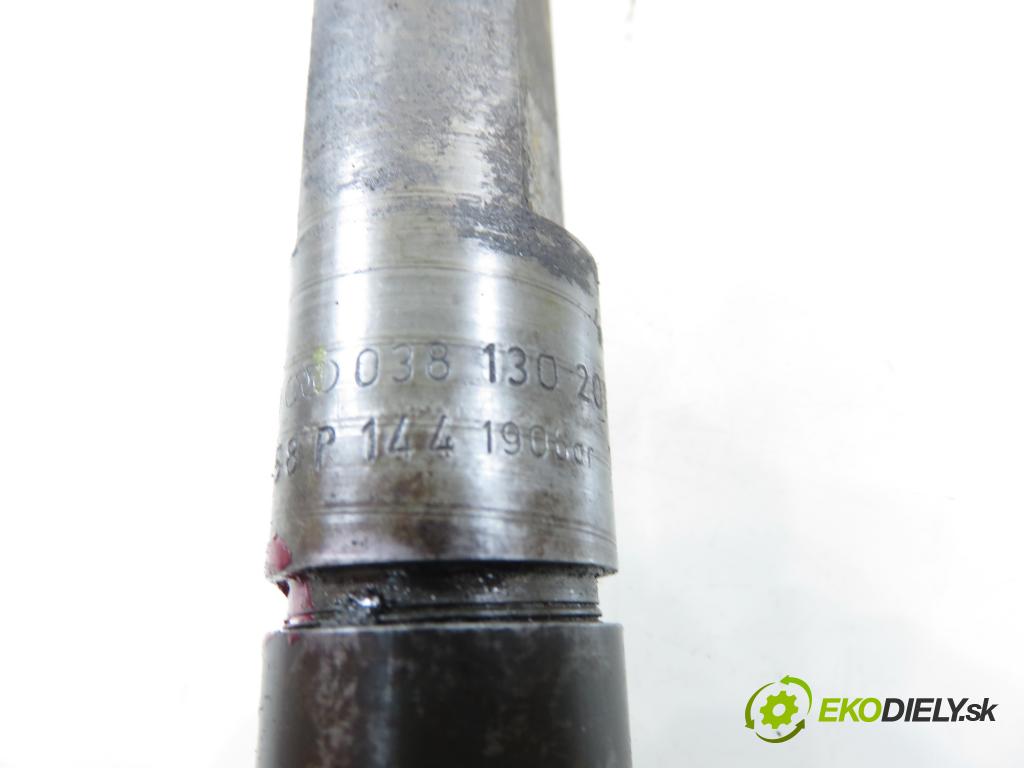 SKODA OCTAVIA I (1U2) LIFTBACK 1997 66,00 1.9 TDI 90- AGR 1896,00 Vstrekovacie ventily 038130201F ; 038130201G (Vstrekovací ventil)