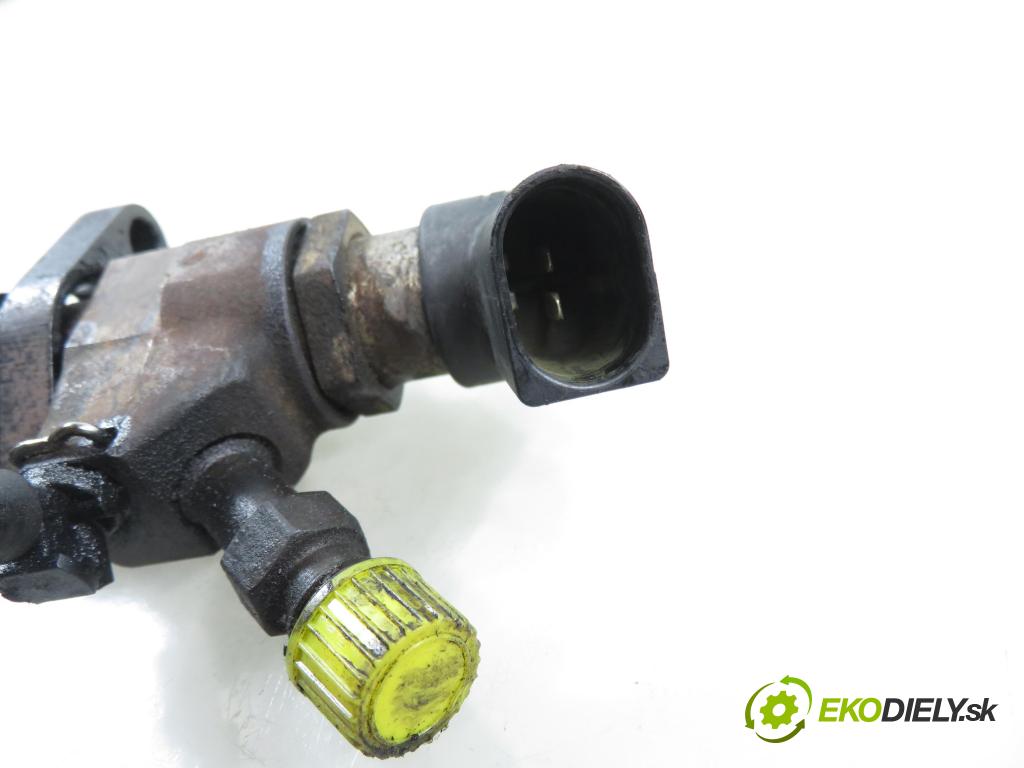 PEUGEOT 407 (6D_) SEDAN 2005 100,00 2.0 HDi 135 - RHR 1997,00 vstrekovač 9647247280 (Vstrekovač paliva)