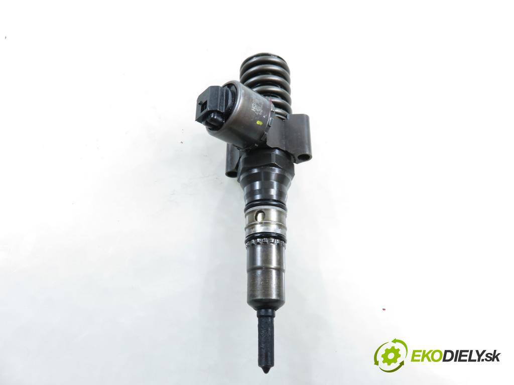 VW GOLF V (1K1) HB 2007 103,00 2.0 TDI 16V 4motion - BKD 1968,00 Vstrekovač 03G130073G ; 0414720404 (Vstrekovač paliva)