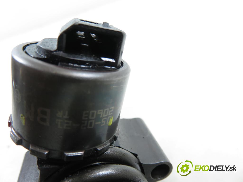 VW GOLF V (1K1) HB 2007 103,00 2.0 TDI 16V 4motion - BKD 1968,00 Vstrekovač 03G130073G ; 0414720404 (Vstrekovač paliva)