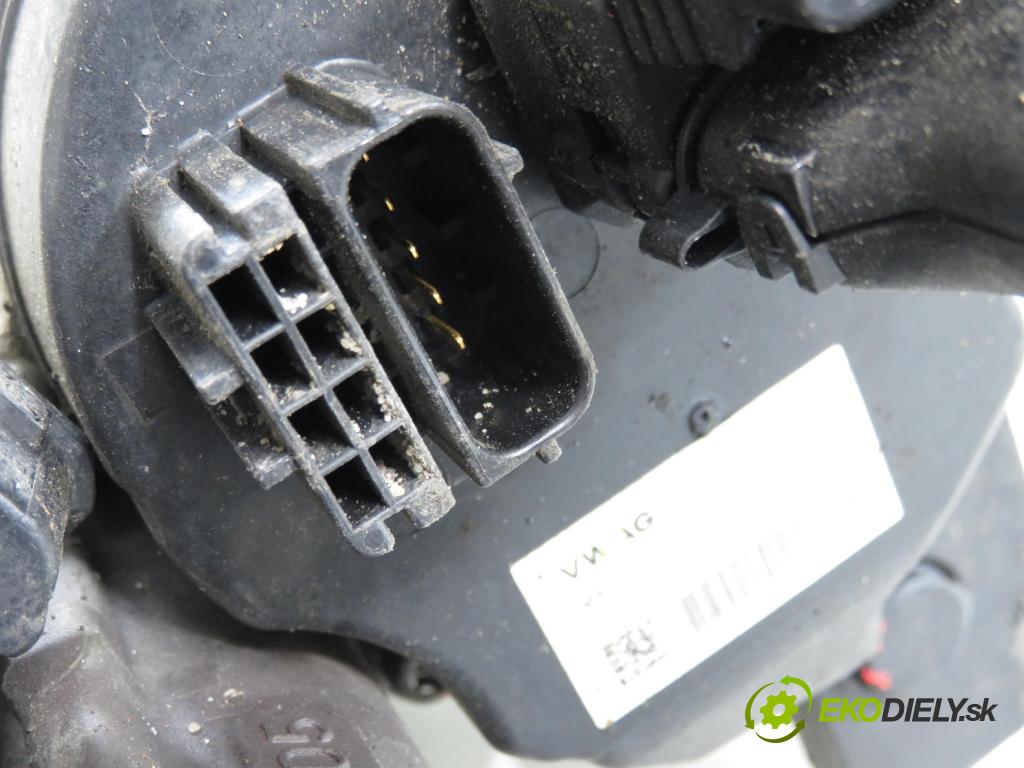 SEAT ALTEA (5P1) HB 2004 75,00 1.6 102 1595,00 řízení ZE posilovačem 1K1423051BC ; 1K1909144F ; 7805277150