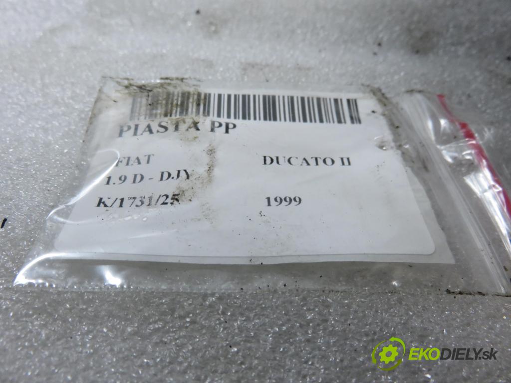 FIAT DUCATO (230_) FURGON 1999 50,00 1.9 D - DJY 1905,00 náboj PP