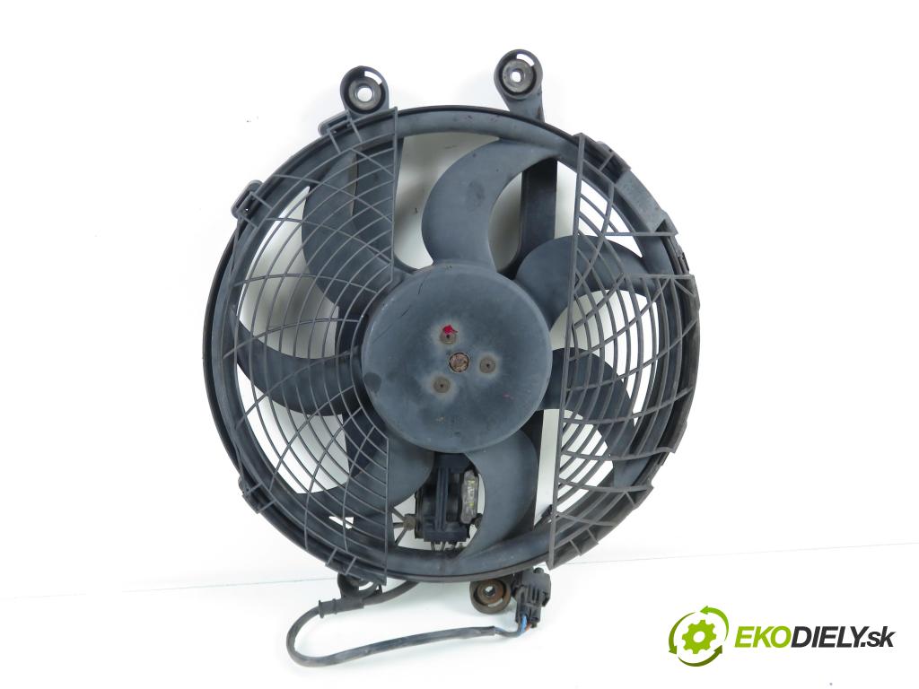 BMW 3 Touring (E46) KOMBI 2002 0,00 330 xd - M57 D30 (306D1) 2926,00 ventilátor chladič PODNEBÍ / VODA 6904768