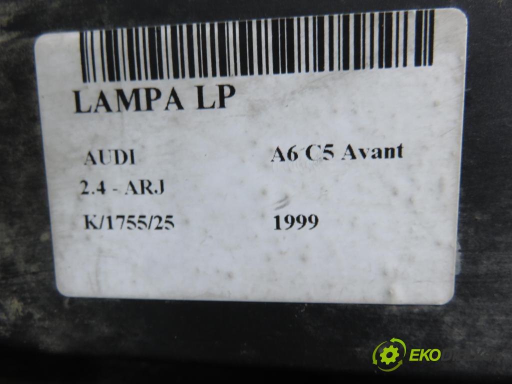 AUDI A6 Avant (4B5, C5) KOMBI 1999 121,00 2.4 - ARJ 2393,00 Svetlo LP