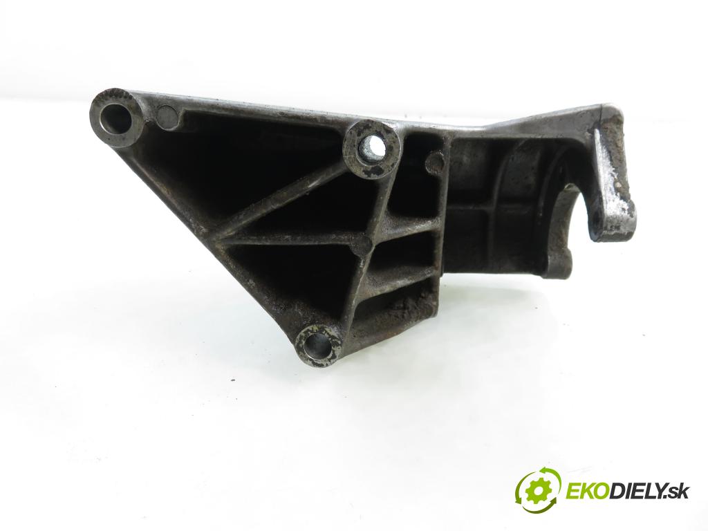 VW TRANSPORTER IV Platforma / podwozie (70E, 70L, 70M, 7DE, 7DL KABINA/PLATFORMA 1998 55,00 2.4 D - AJA 2370,00 Uchytenie pumpy servočerpadlo 074145167