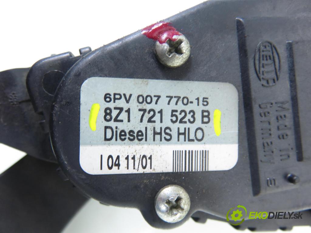 AUDI A2 (8Z0) HB 2001 55,00 1.4 TDI - AMF 1422,00 Potenciometer plynu 8Z1721523B (Potenciometer plynového pedálu)