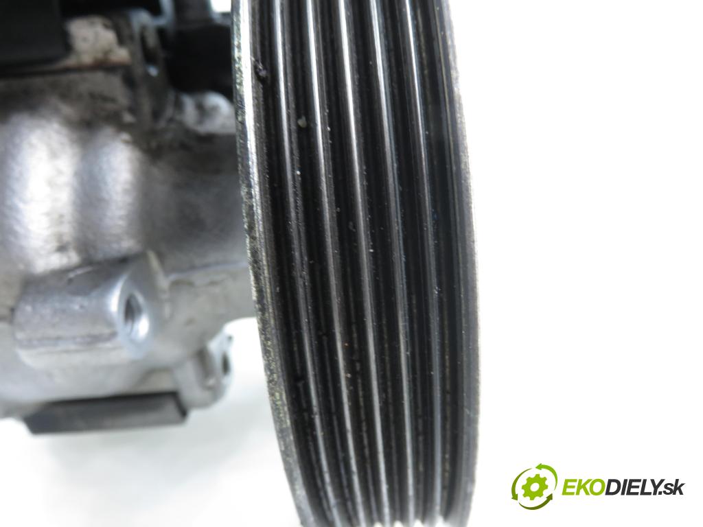 PEUGEOT 206 CC (2D) CABRIO 2002 80,00 1.6 16V - NFU 1587,00 Pumpa servočerpadlo 9644878280 ; 26096948QW (Servočerpadlo)