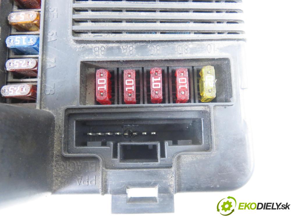 RENAULT MEGANE II (BM0/1_, CM0/1_) HB 2003 99,00 2.0 16V 135 - F4R 770 1998,00 MODUL BSI S118399300K ; 8200306033B