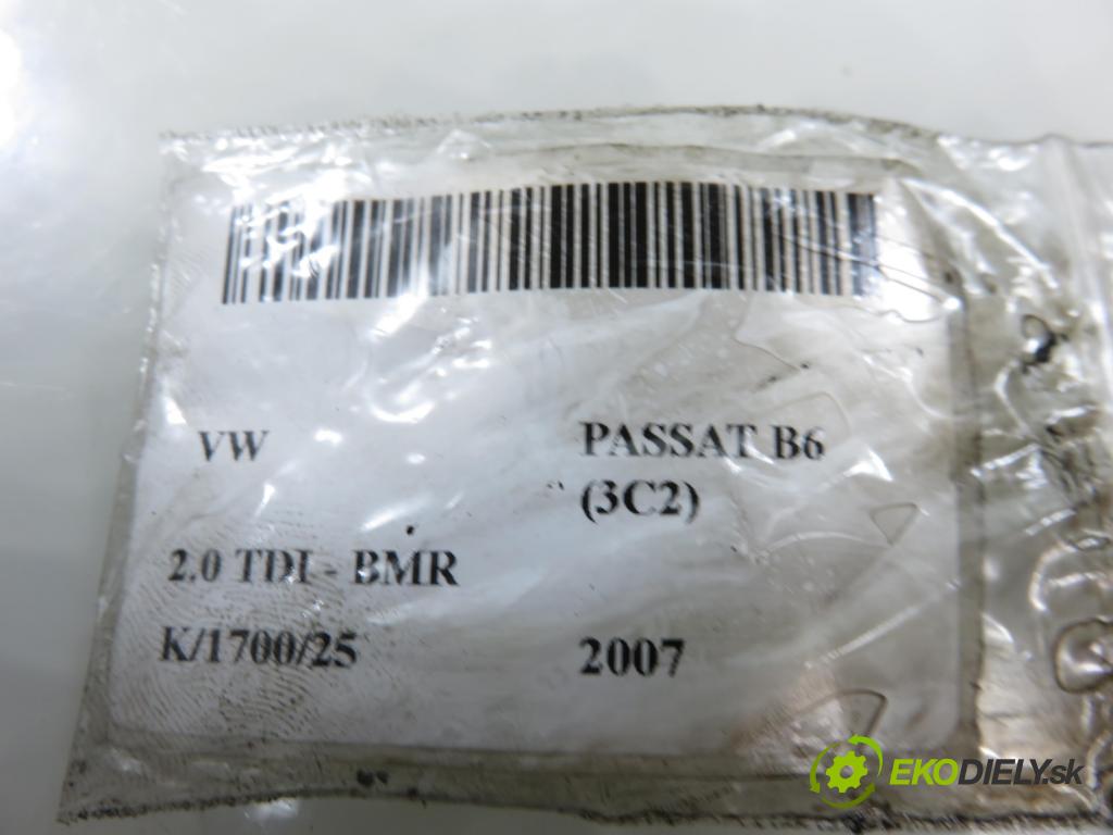 VW PASSAT B6 (3C2) SEDAN 2007 125,00 2.0 TDI - BMR 1968,00 Vstrekovač 03G130073T (Vstrekovač paliva)