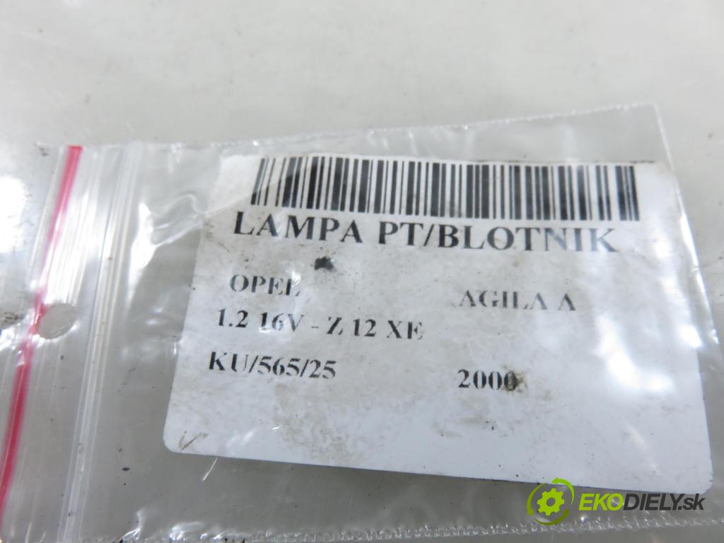 OPEL AGILA (A) (H00) HB 2000 55,00 1.2 16V - Z 12 XE 1199,00 Svetlo pravé zadné