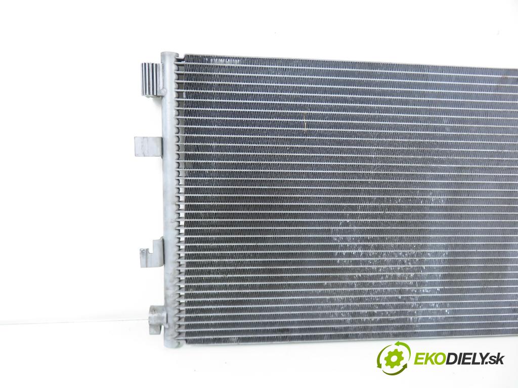 RENAULT MASTER III Platforma / podwozie (EV, HV, UV) KABINA/PLATFORMA 2015 0,00 2.3 dCi 165 FWD - M9T 700 2298,00 chladič klimatizace 940158 (Chladič klimatizace)