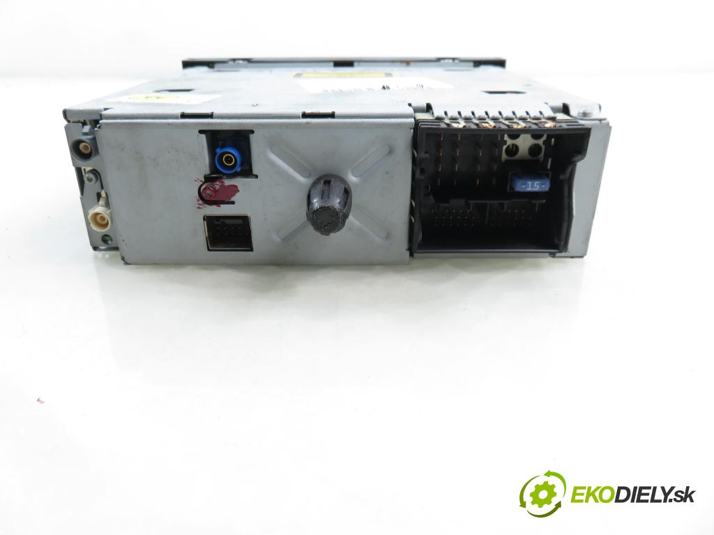 CITROEN C3 II (SC_) HB 2010 0,00 1.6 HDi 90 - 9HX (DV6ATED4) 1560,00 RADIO CD 96661984XT