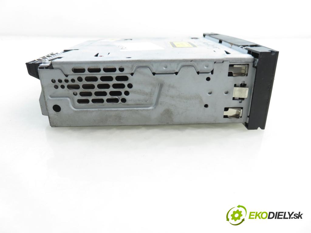 CITROEN C3 II (SC_) HB 2010 0,00 1.6 HDi 90 - 9HX (DV6ATED4) 1560,00 RADIO CD 96661984XT