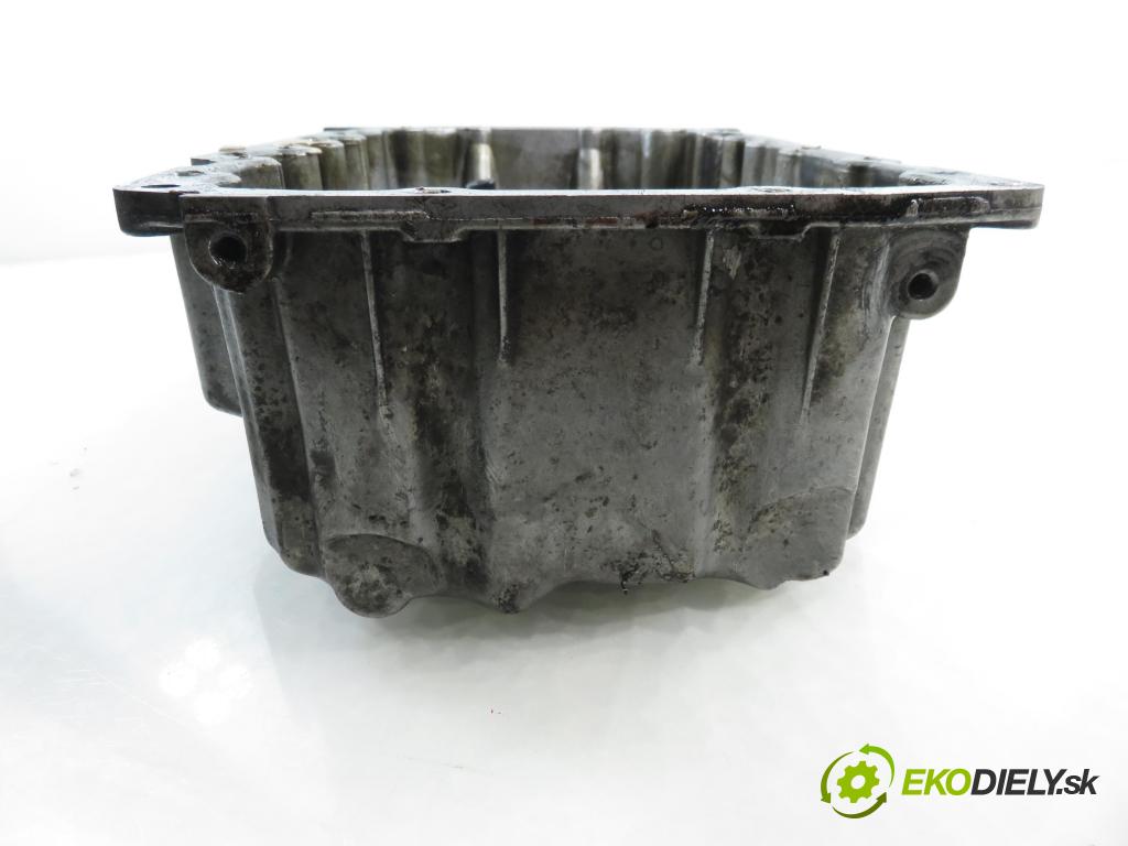 VW GOLF VI Variant (AJ5) KOMBI 2010 77,00 1.6 TDI - CAYC 1598,00 Vaňa olejová 03G103603AB ; 03C907660G ; 6PR00962902 (Olejová vaňa)