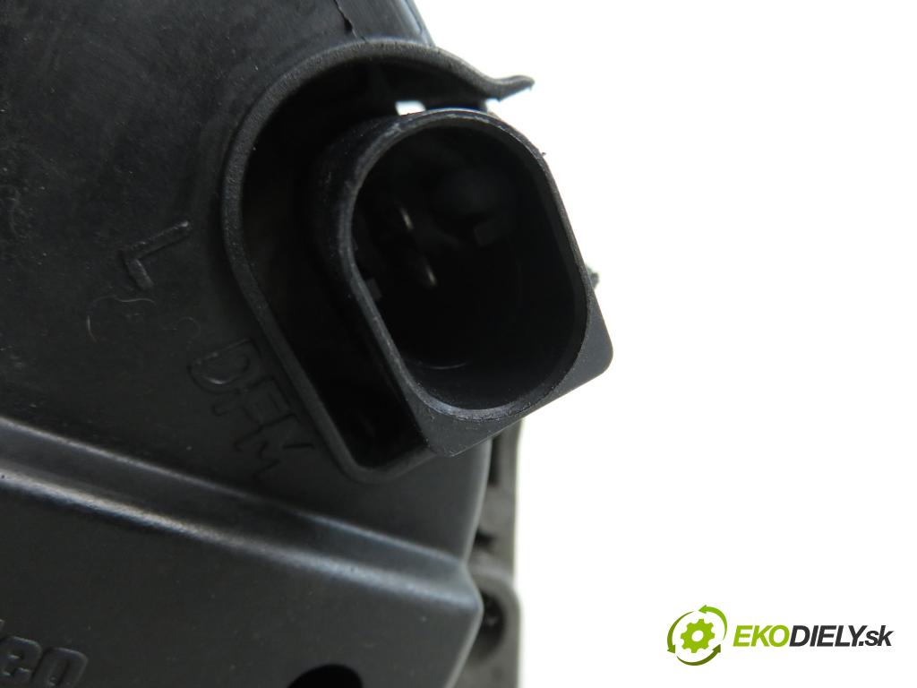 SKODA OCTAVIA I Combi (1U5) KOMBI 2003 66,00 1.9 TDI 90 - ALH 1896,00 Alternátor 038903023R (Alternátor)