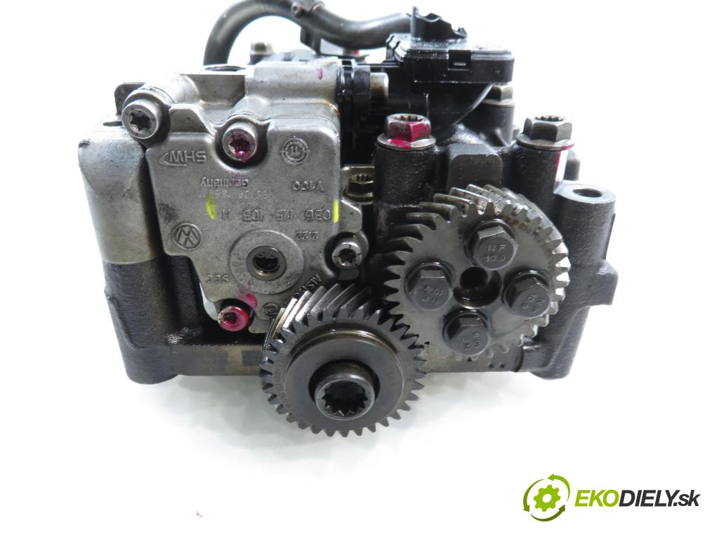 AUDI A4 Avant (8ED, B7) KOMBI 2007 103,00 2.0 TDI - BPW 1968,00 Pumpa oleja 03L103537 ; 03G115105H ; 03L103535 (Olejová pumpa)