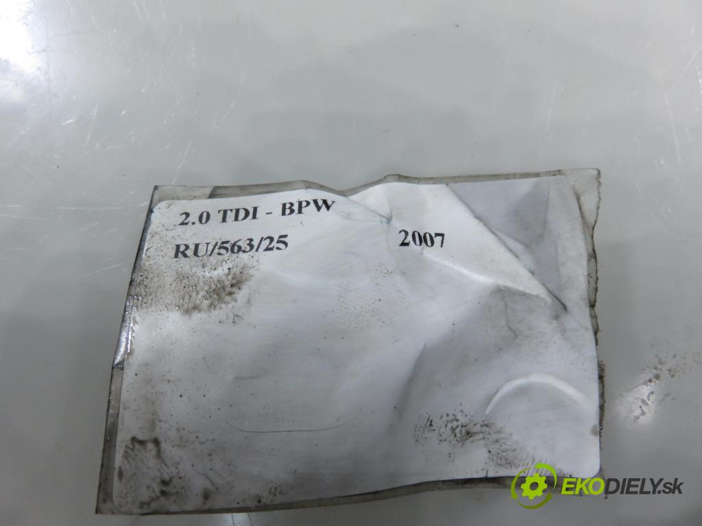 AUDI A4 Avant (8ED, B7) KOMBI 2007 103,00 2.0 TDI - BPW 1968,00 Pumpa oleja 03L103537 ; 03G115105H ; 03L103535 (Olejová pumpa)