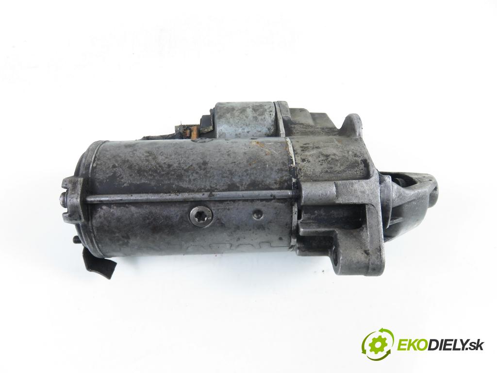 VW PASSAT B5 (3B2) SEDAN 1999 81,00 1.9 TDI 110 - AFN 1896,00 Štartér  (Štartér)