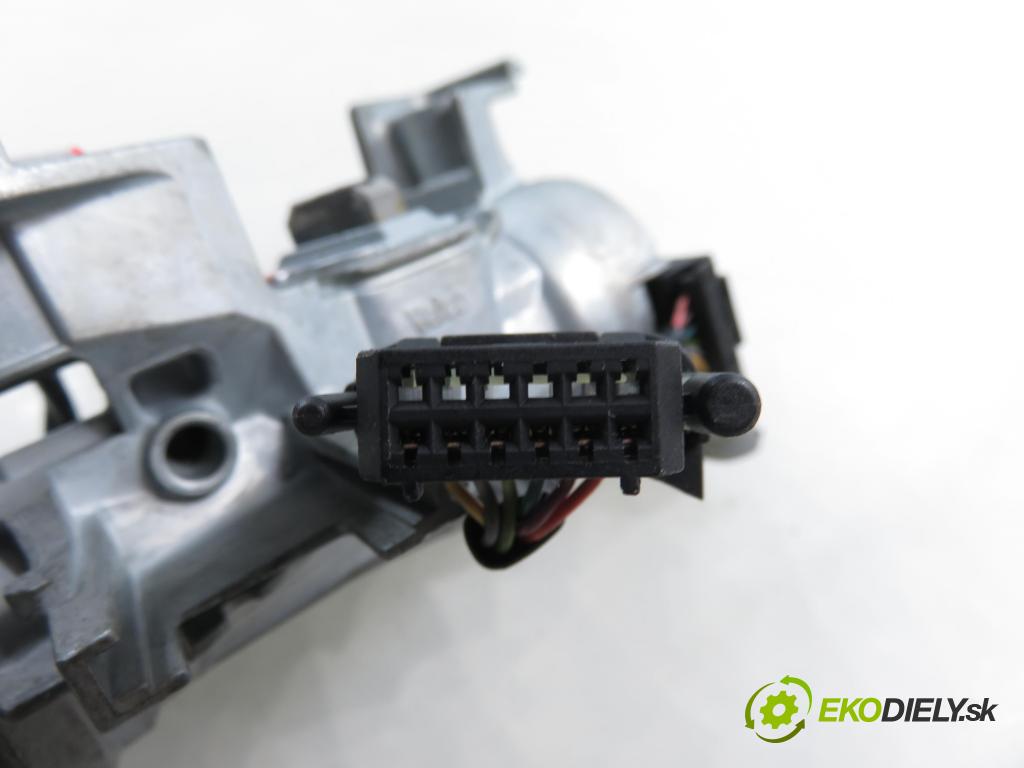 VW GOLF V (1K1) HB 2007 77,00 1.9 TDI - BXE 1896,00 spinačka 1K0905865 ; 1K0905851B (Spínacia skrinka)