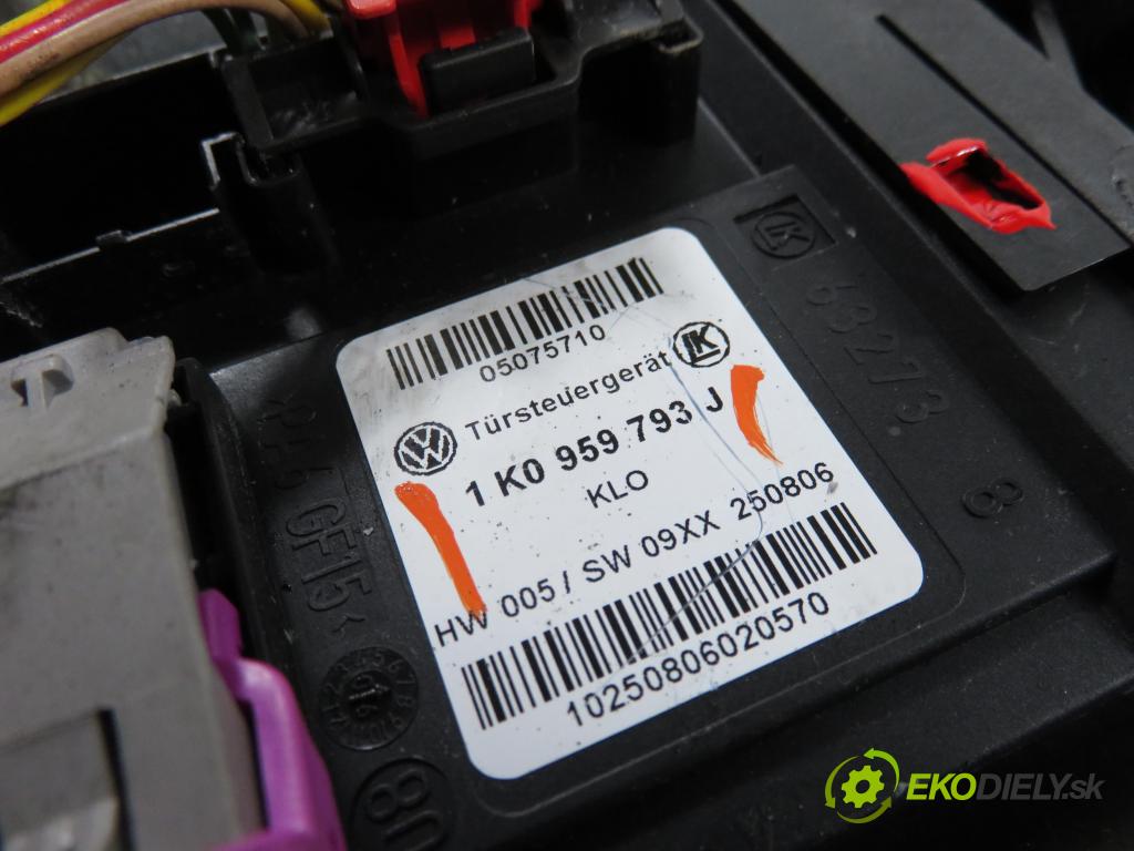 VW GOLF V (1K1) HB 2007 77,00 1.9 TDI - BXE 1896,00 mechanismus oken 1K3837461B ; 1K0959793J