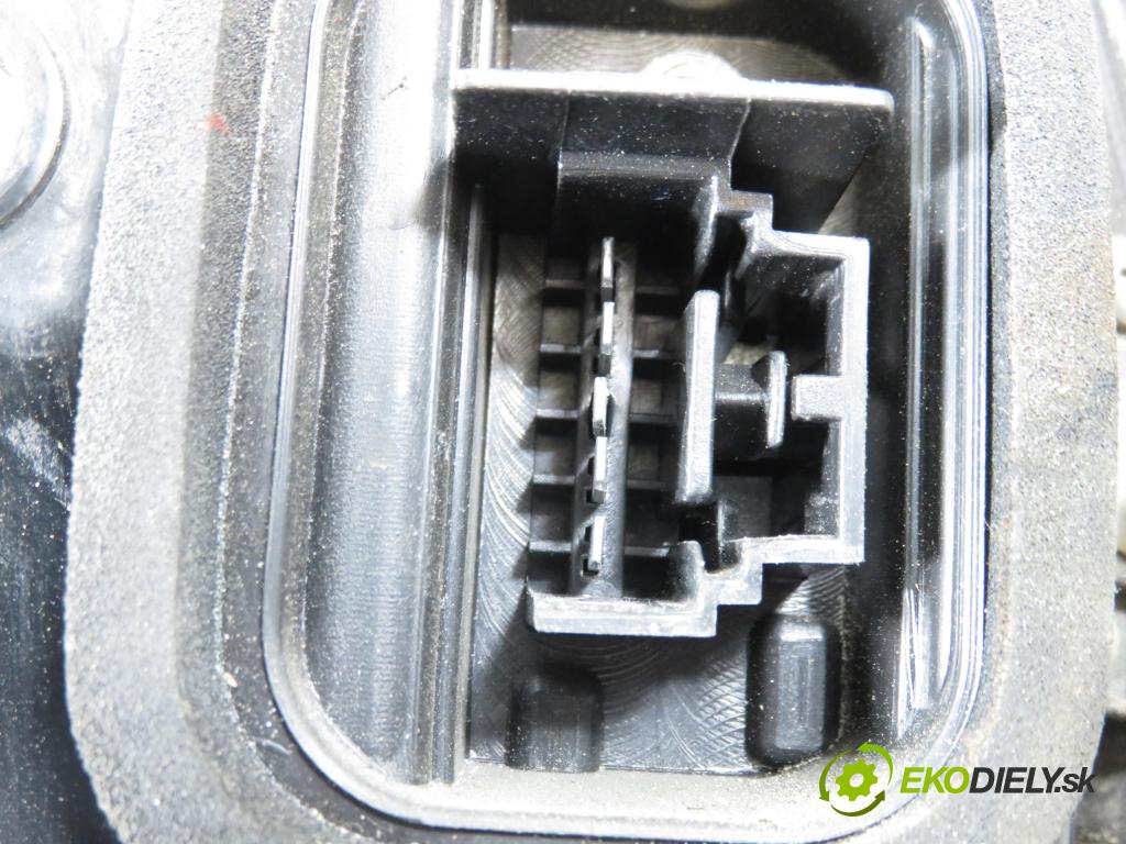 FIAT PANDA (169_) HB 2008 51,00 1.3 D Multijet 4x4 - 188 A8.000 1248,00 Svetlo ľavé zadné 17042008 ; 280201
