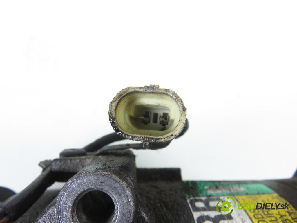 OPEL CORSA C (X01) HB 2005 44,00 1 - Z 10 XEP 998,00 KOMPRESOR: klimatizace 24427685 (Kompresor klimatizace)