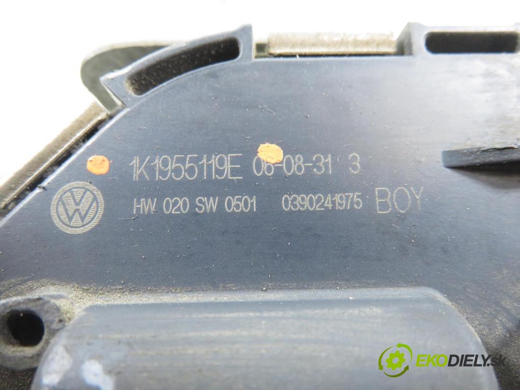 VW GOLF V (1K1) HB 2007 77,00 1.9 TDI - BXE 1896,00 MECHANISMUS/ motorek stěračů 1397220501 ; 1K1955119E ; 1K1955023G