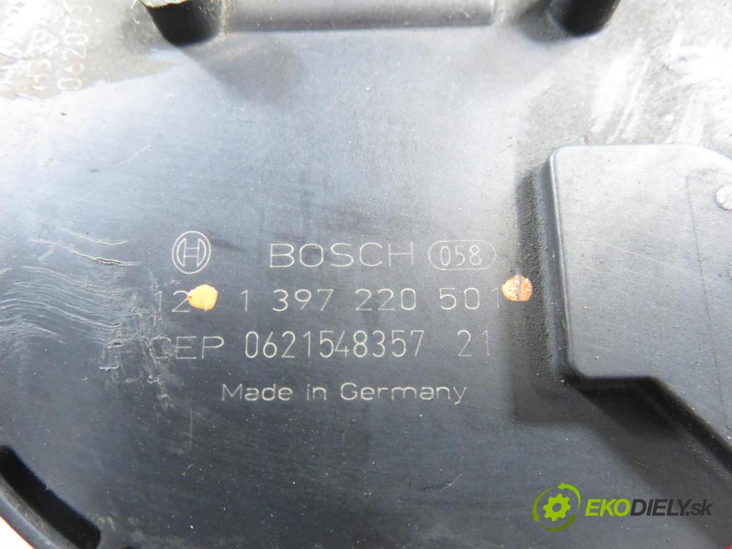 VW GOLF V (1K1) HB 2007 77,00 1.9 TDI - BXE 1896,00 MECHANISMUS/ motorek stěračů 1397220501 ; 1K1955119E ; 1K1955023G