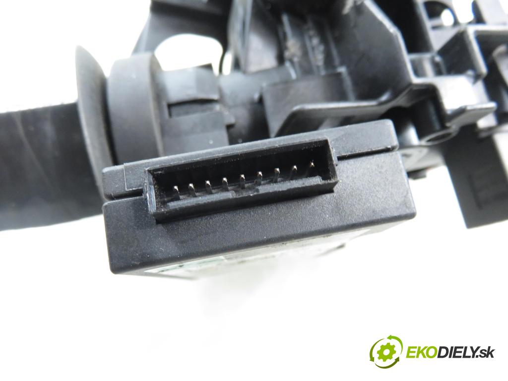 OPEL MERIVA A nadwozie wielkoprzestrzenne (MPV) (X03) MINIVAN 2004 55,00 1.7 DTI 75 - Y 17 DT 1686,00 spinačka 24445098 ; 5WK4763 (Spínacia skrinka)