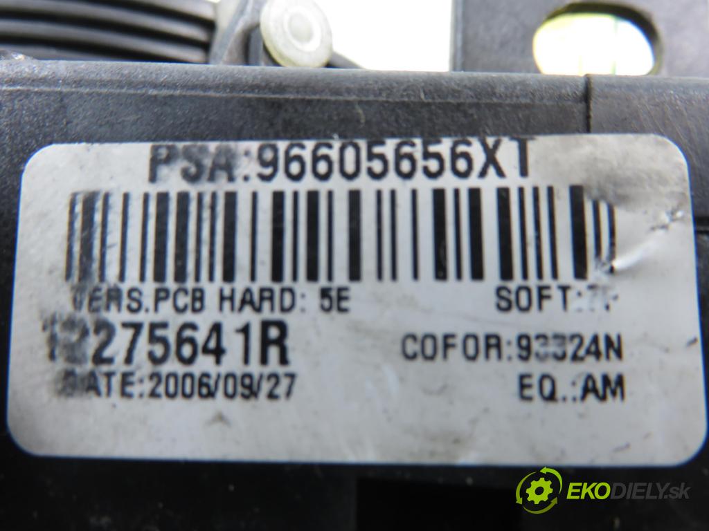 CITROEN XSARA PICASSO (N68) MINIVAN 2004 80,00 1.6 HDi 109 - 9HY (DV6TED4) 1560,00 PAKA/ŘAZENÍ/SADA: 96605656XT