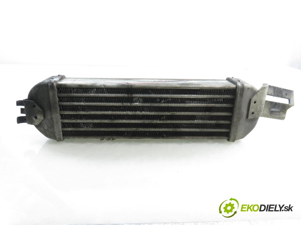 OPEL MERIVA A nadwozie wielkoprzestrzenne (MPV) (X03) MINIVAN 2004 55,00 1.7 DTI 75 - Y 17 DT 1686,00 chladič intercooler 52401245