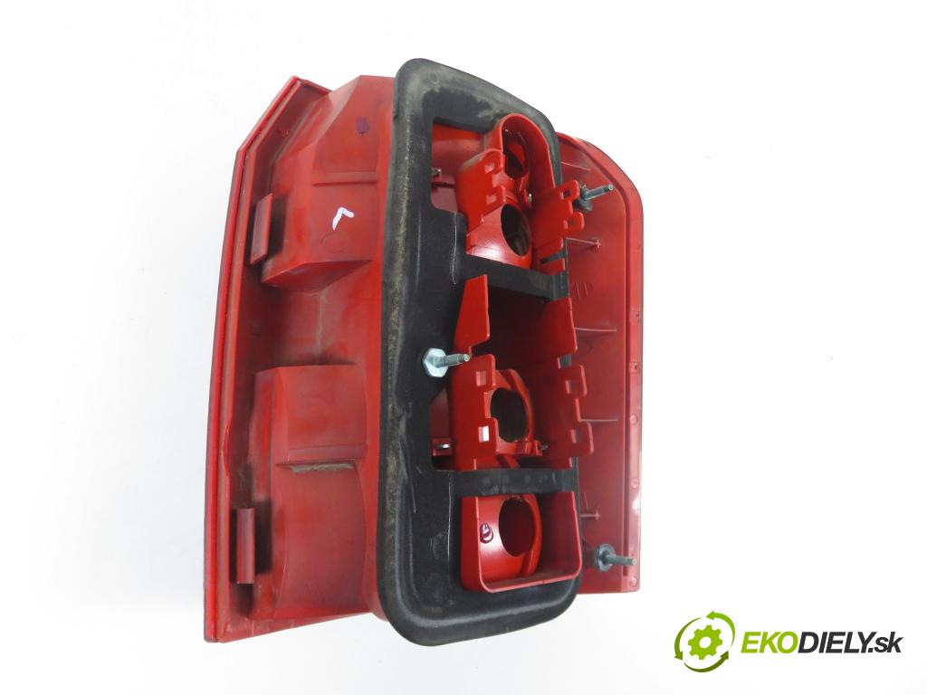 AUDI A2 (8Z0) HB 2002 55,00 1.4 TDI - AMF 1422,00 Svetlo ľavé zadné 8Z0945095B