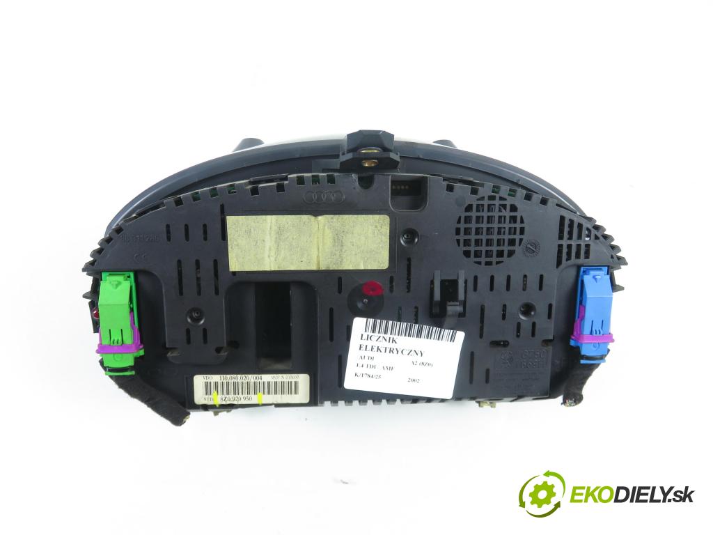 AUDI A2 (8Z0) HB 2002 55,00 1.4 TDI - AMF 1422,00 prístrojovka elektrický 8Z0920950
