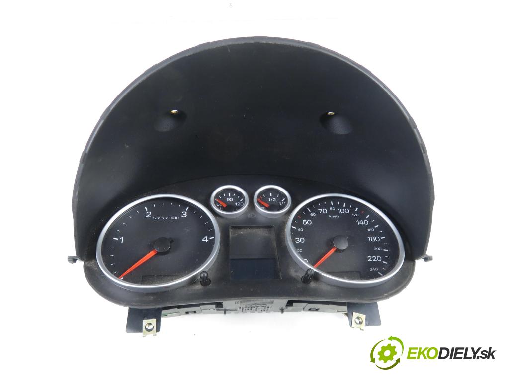 AUDI A2 (8Z0) HB 2002 55,00 1.4 TDI - AMF 1422,00 prístrojovka elektrický 8Z0920950