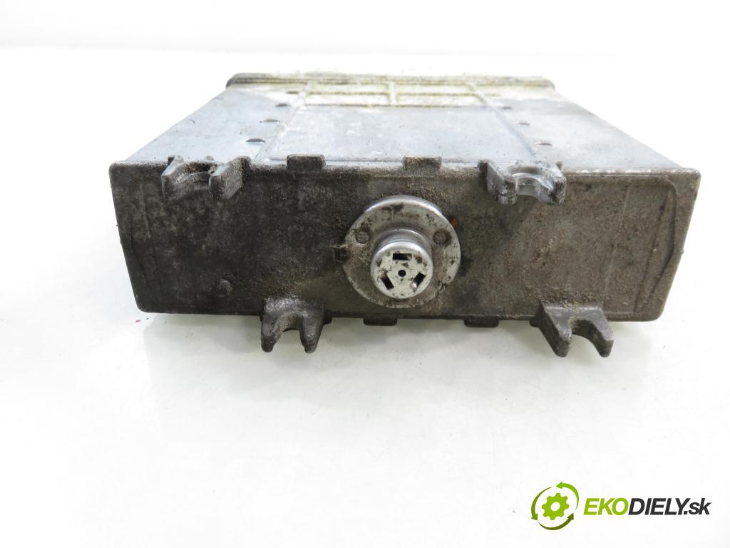 VW LT 28-46 II Platforma / podwozie (2DC, 2DF, 2DG, 2DL, 2DM) KABINA/PLATFORMA 1999 75,00 2.5 TDI - AHD 2461,00 Riadiaca jednotka Motor 074906021P ; 0281001597 ; 0281001598