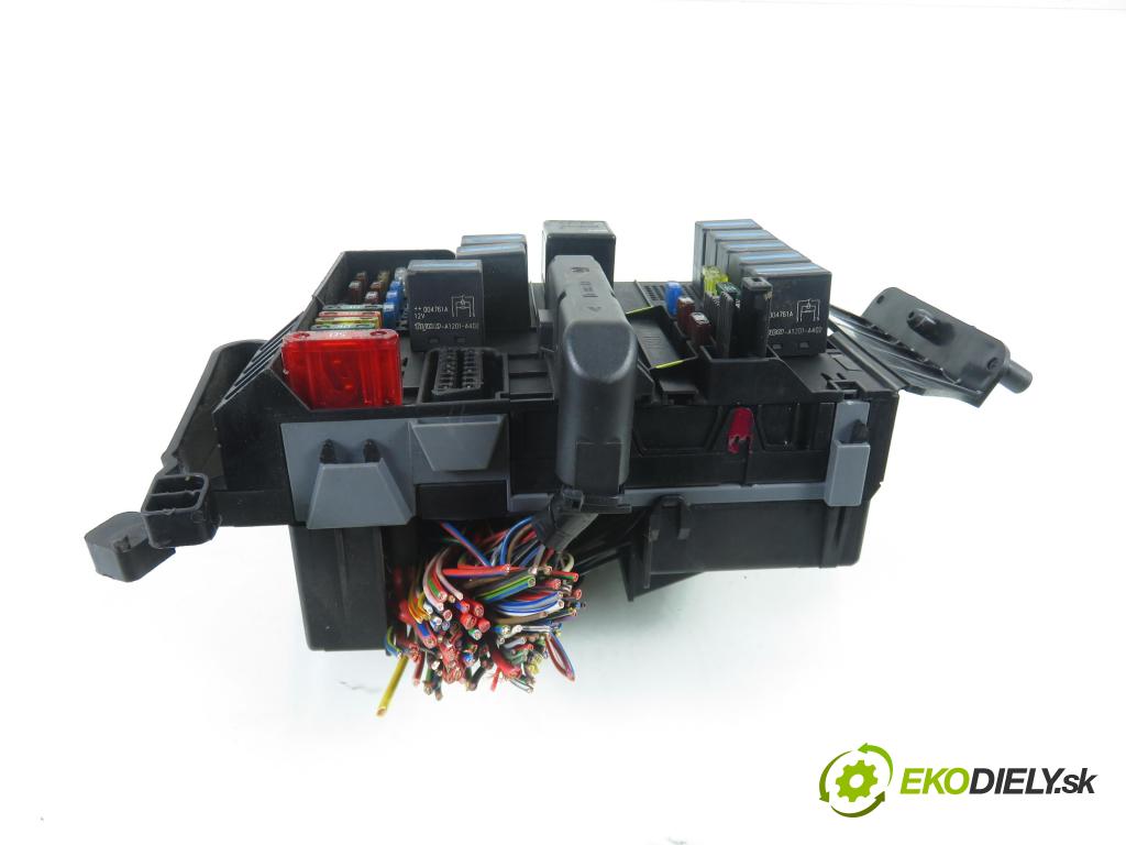 SMART CITY-COUPE (450) HB 2001 30,00 0.8 CDI R3 41 - OM 660.940 799,00 MODUL BSI 0001683V001