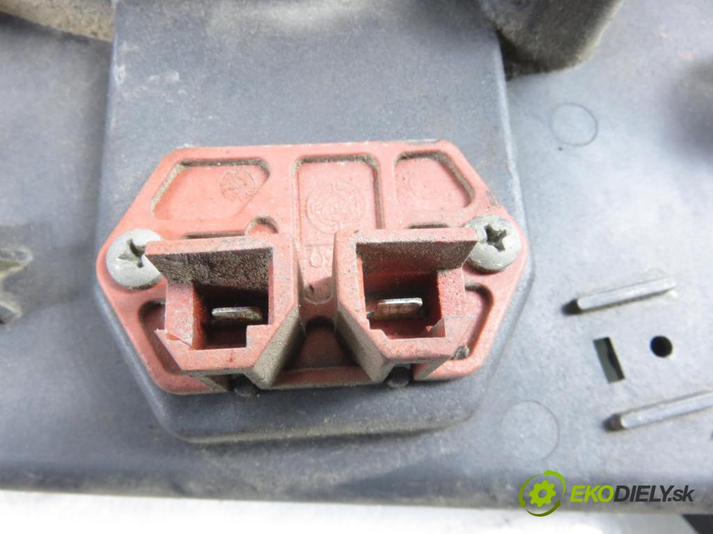 ALFA ROMEO 159 (939_) SEDAN 2007 110,00 1.9 JTDM 16V - 939 A2.000 1910,00 ventilátor chladič PODNEBÍ / VODA 50501455