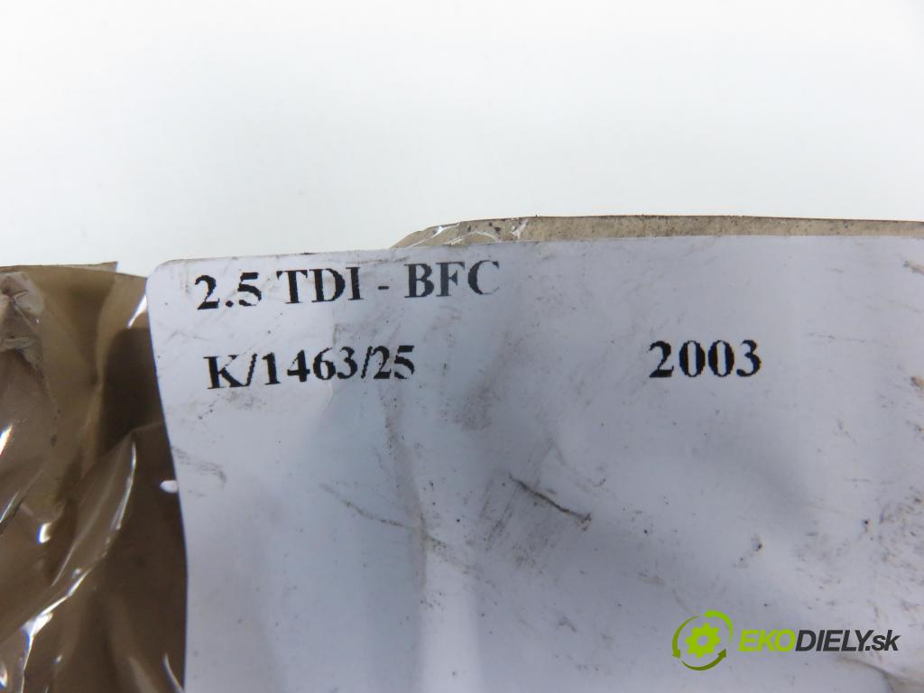 AUDI A4 Avant (8E5, B6) KOMBI 2003 120,00 2.5 V6 TDI 163 - BFC 2496,00 ventilátor chladič PODNEBÍ / VODA 8E0121205T ; 873574F