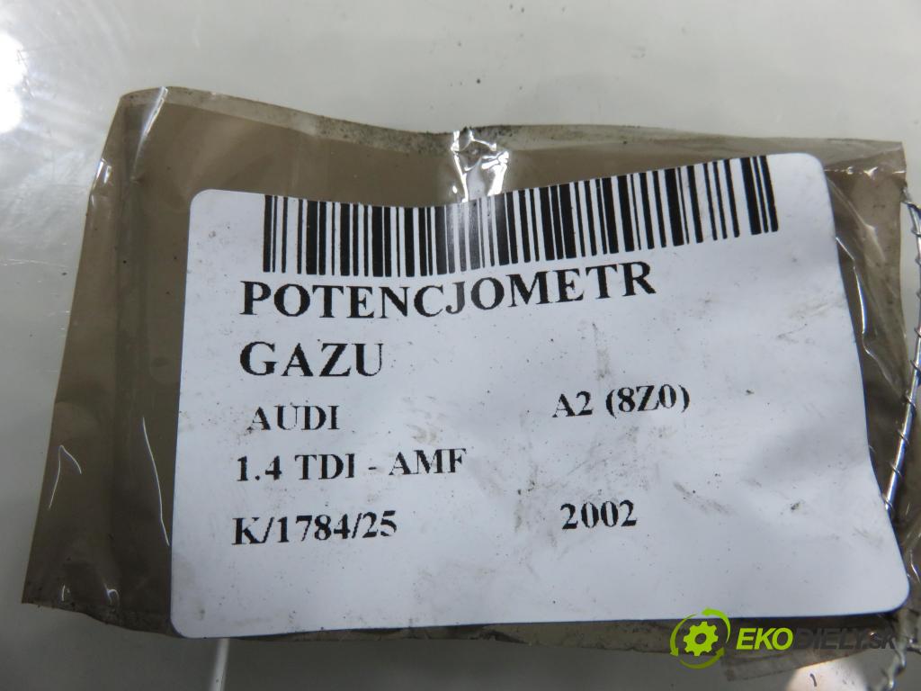 AUDI A2 (8Z0) HB 2002 55,00 1.4 TDI - AMF 1422,00 Potenciometer plynu 8Z1721523D ; 6PV00777015 (Potenciometer plynového pedálu)