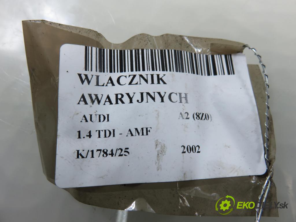 AUDI A2 (8Z0) HB 2002 55,00 1.4 TDI - AMF 1422,00 přepínač nouzových