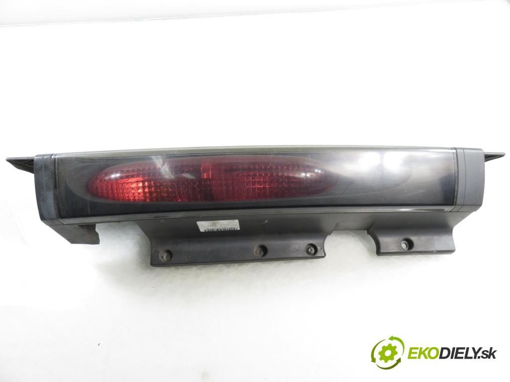 RENAULT TRAFIC II Skrzynia (FL) FURGON 2002 74,00 1.9 dCi 100 - F9Q 760 1870,00 Svetlo ľavé zadné