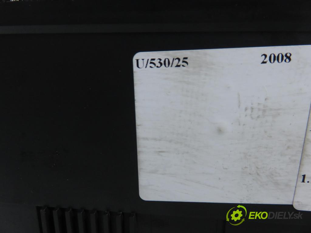 VW TRANSPORTER V Skrzynia (7HA, 7HH, 7EA, 7EH) FURGON 2008 75,00 1.9 TDI - BRS 1896,00 prístrojovka elektrický 7H0920851R