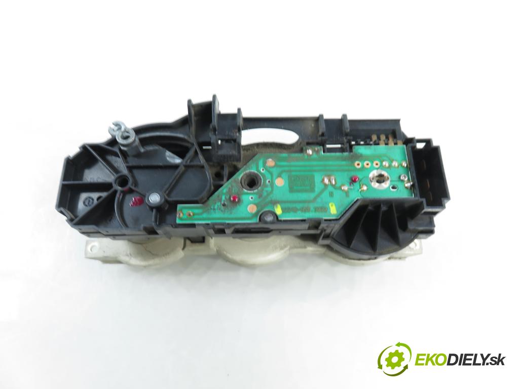 VW LT 28-46 II Platforma / podwozie (2DC, 2DF, 2DG, 2DL, 2DM) KABINA/PLATFORMA 1999 75,00 2.5 TDI - AHD 2461,00 Panel kúrenia F650578D ; 122489583000