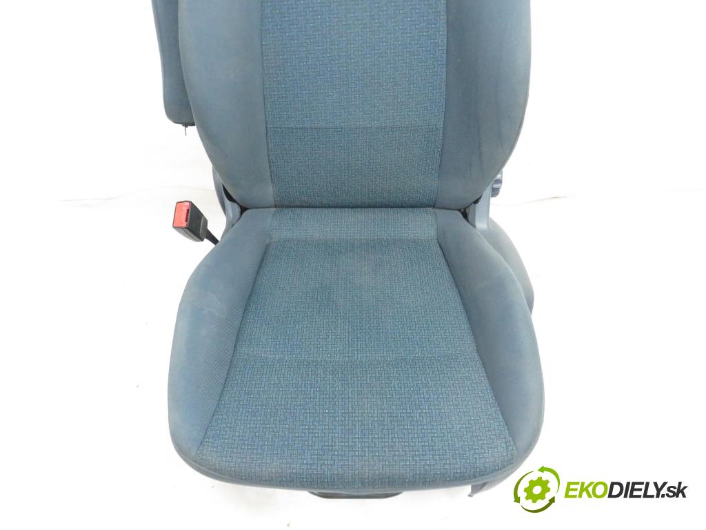 FORD GALAXY (WA6) MINIVAN 2006 92,00 1.8 TDCi - QYWA 1753,00 Sedadlo šoféri