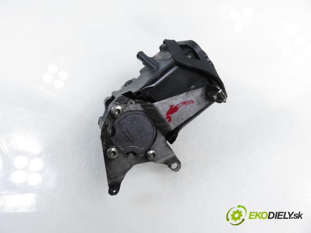 BMW 5 (E60) SEDAN 2006 170,00 530 xd 231 - M57 D30 (306D3) 2993,00 pumpa servočerpadlo 7693974 (Servočerpadlo)